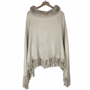BOUTIQUE Poncho Cape Faux Fur Woven Fringe Western Yellowstone Beth Dutton Style